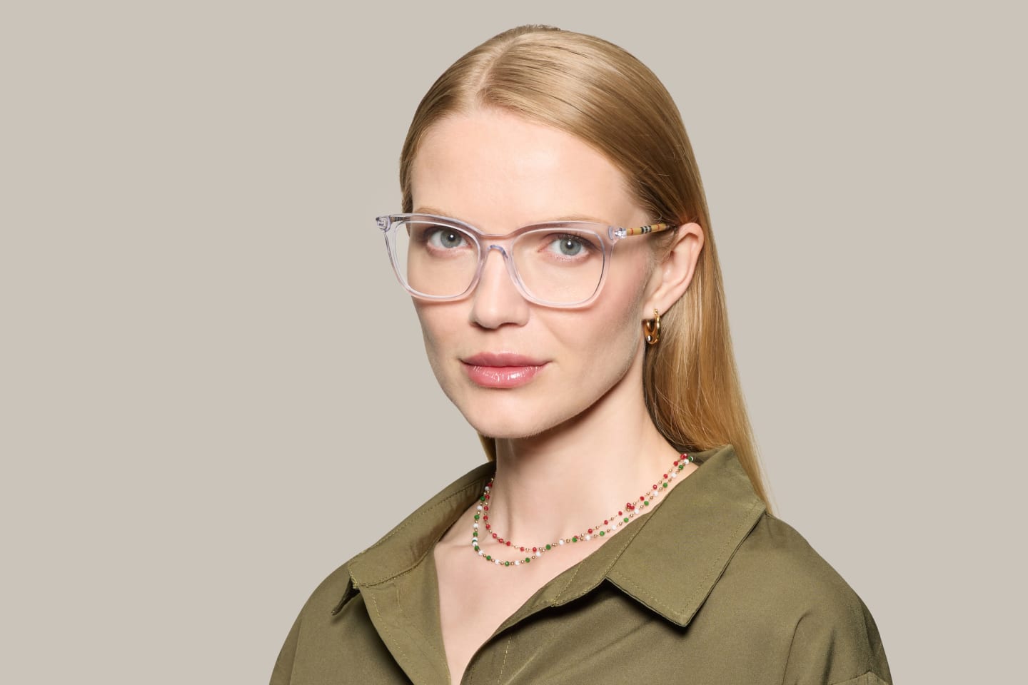 Burberry Glasses in Hand